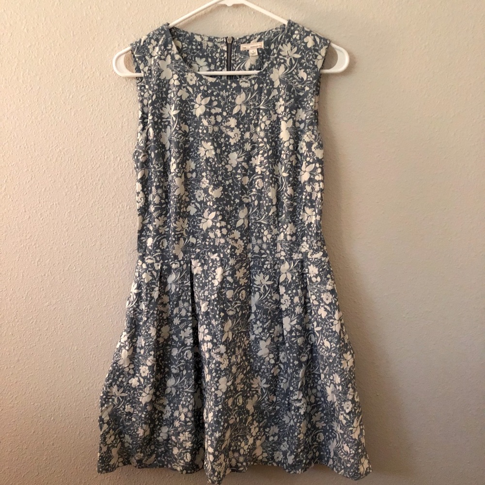 Gap ditzy floral blue sun dress